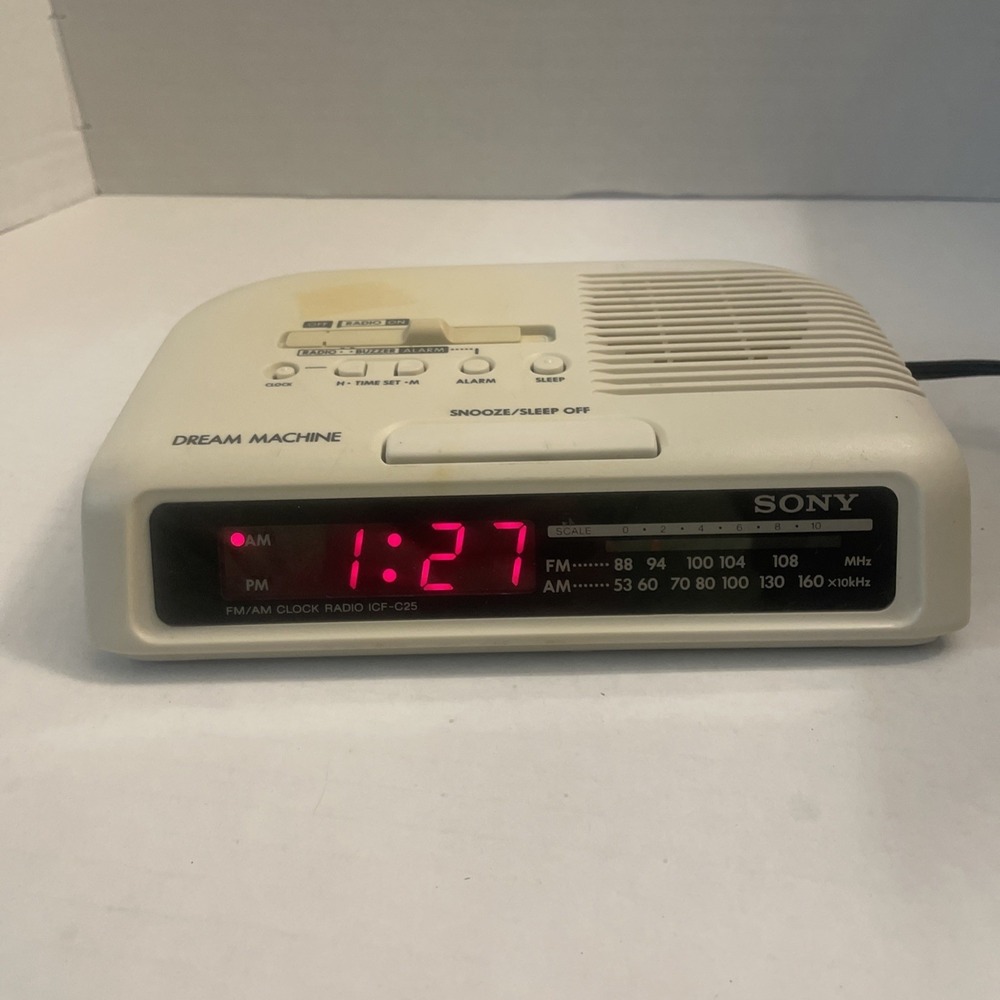 Sony Dream Machine Am/FM Digital Alarm Clock Radio ICF-C25 White Turn On Vintage